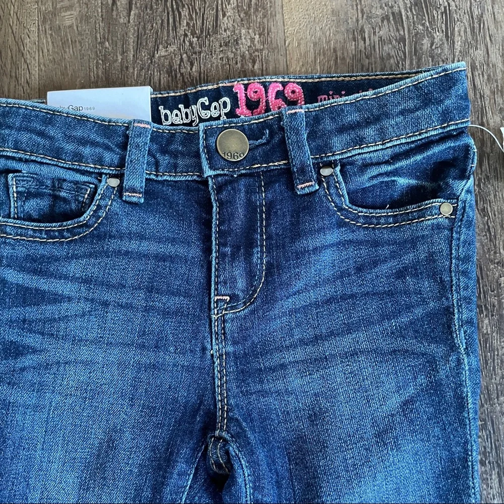 Gap jeans and 7 for all mankind top 3t